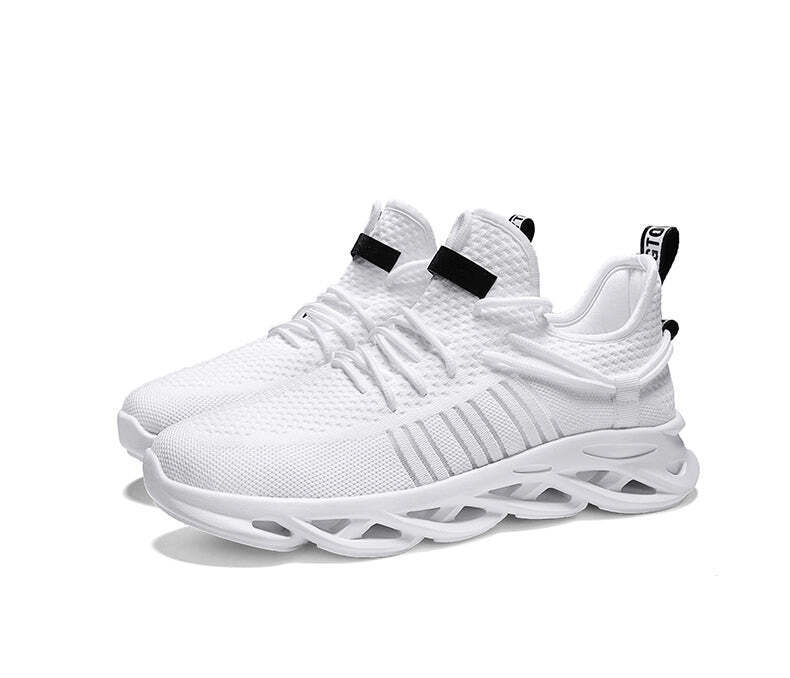 Sports and leisure breathable mesh running shoes