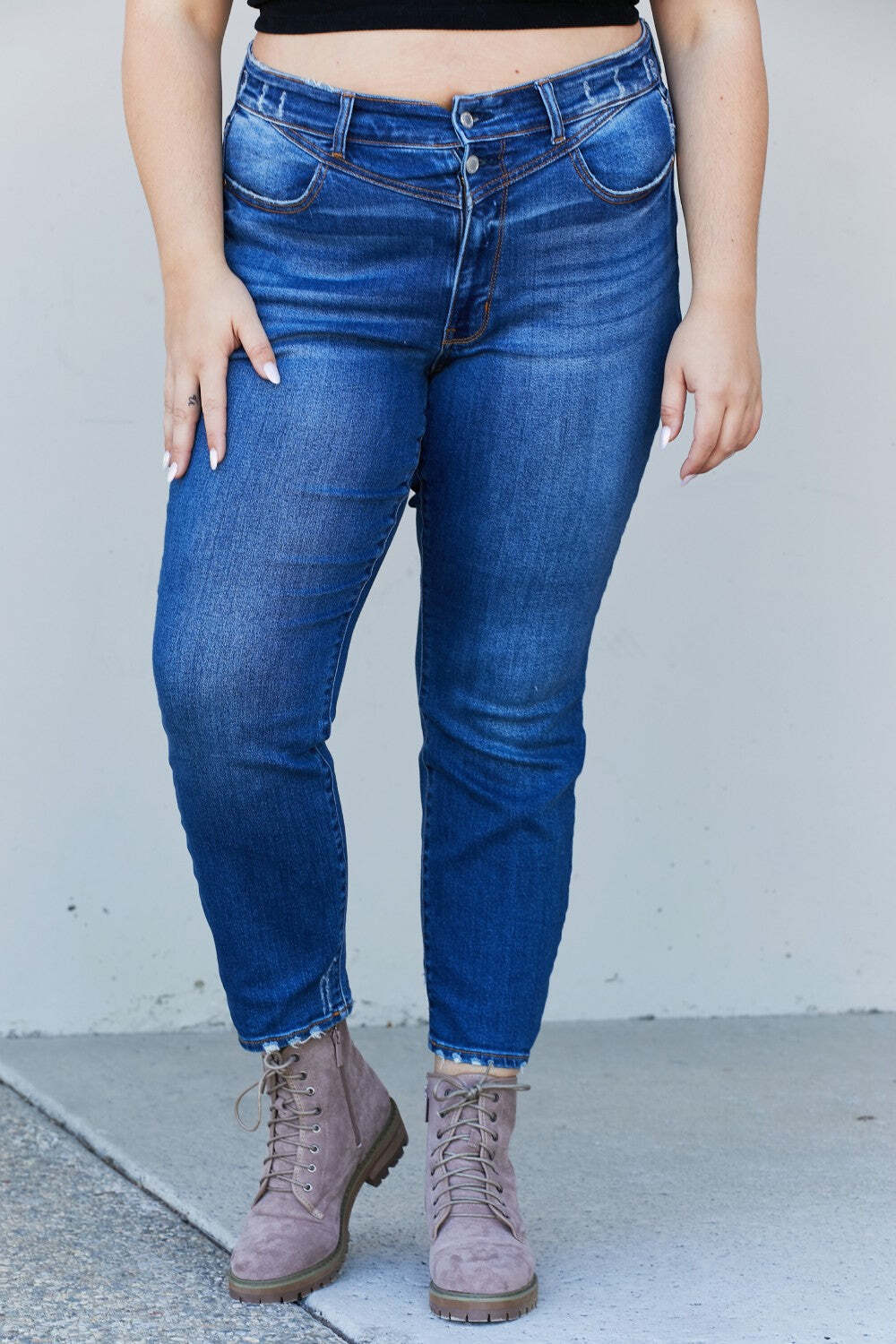 Judy Blue Full Size Distressed Straight Leg Jeans with Pockets
