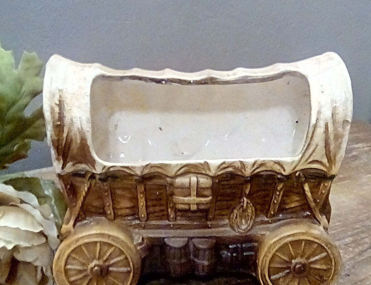Vintage Covered Wagon Planter, Matte