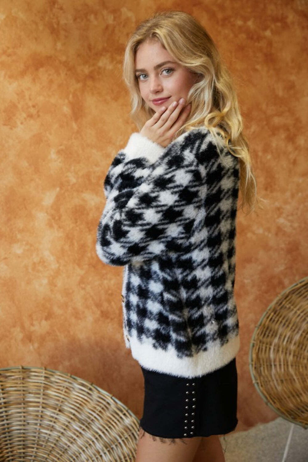 Davi & Dani Houndstooth Button Down Cardigan
