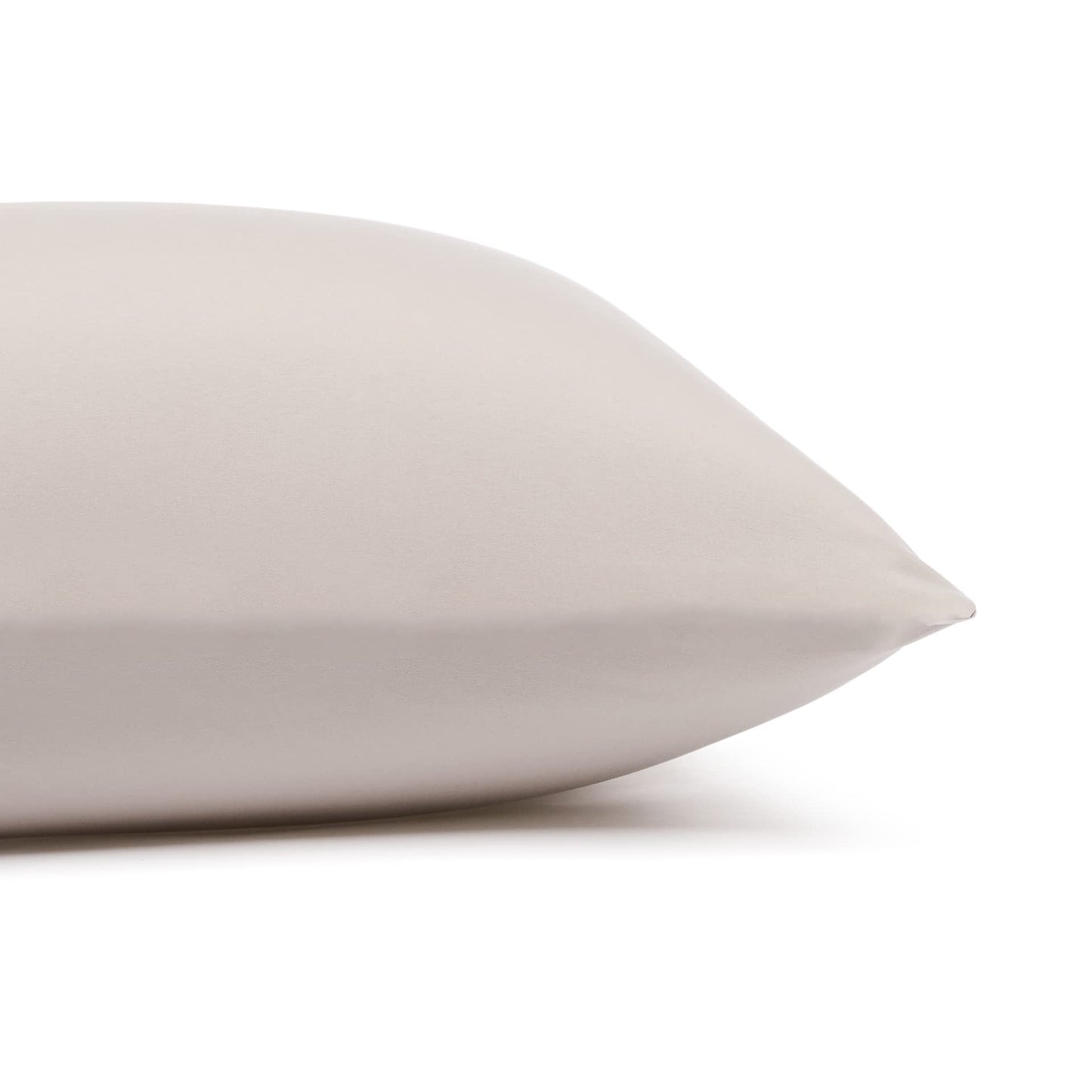 AmazonBasics Light-Weight Microfiber Sheet Set - Full, Black