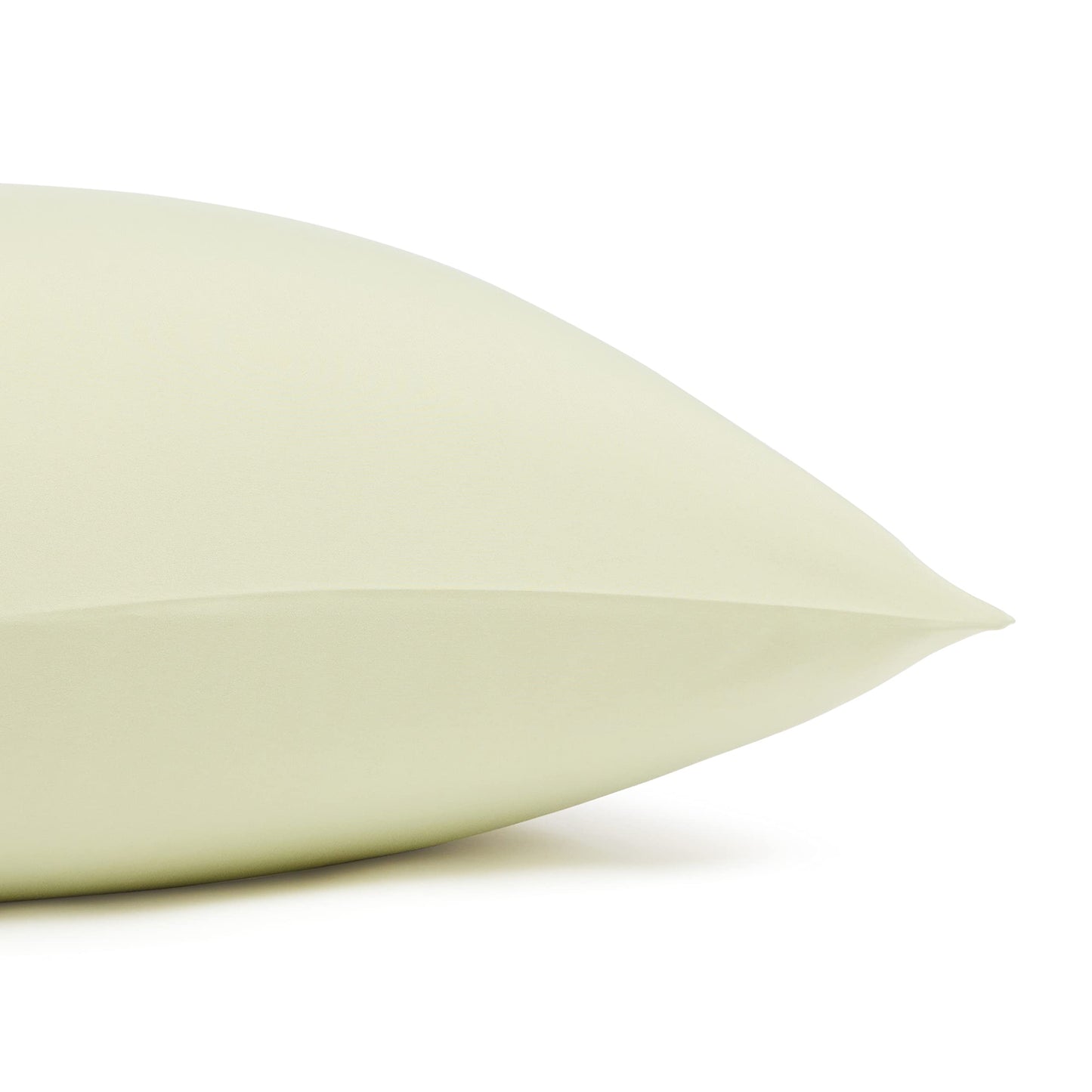 AmazonBasics Light-Weight Microfiber Sheet Set - Full, Black