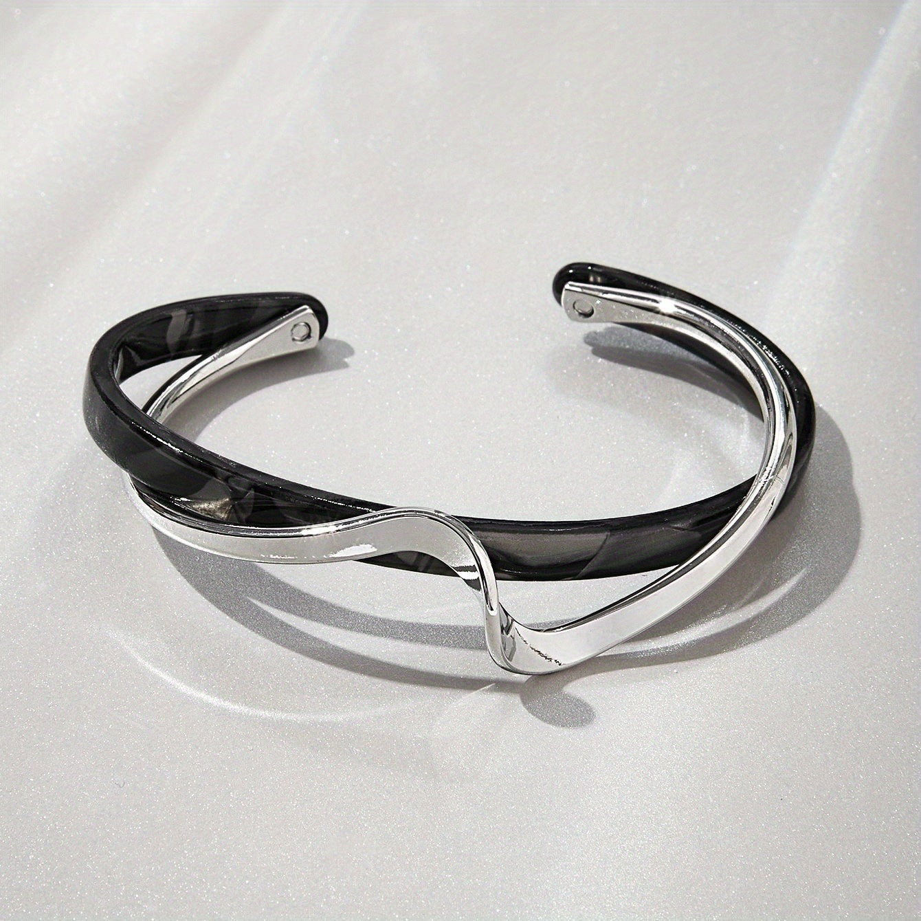 Metal White Shellfish Plate Bracelet For Women