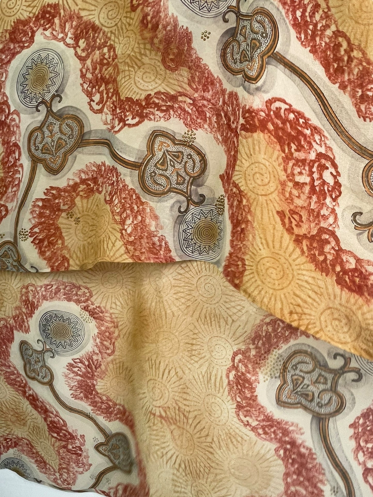 PRG7715A Sheer Avatar Pure Silk Hi Lo Top