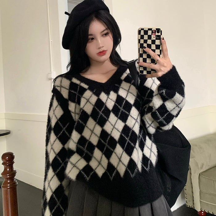 Women's Niche Top Retro Japanese V-neck Plaid Sweater