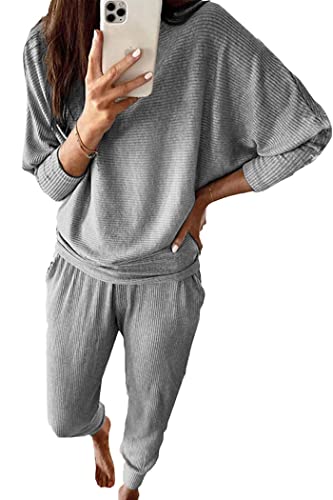 PRETTYGARDEN Women's 2023 Fall Fashion Outfits 2 Piece Sweatsuit Solid Color Long Sleeve Pullover Long Pants (Khaki,XX-Large)